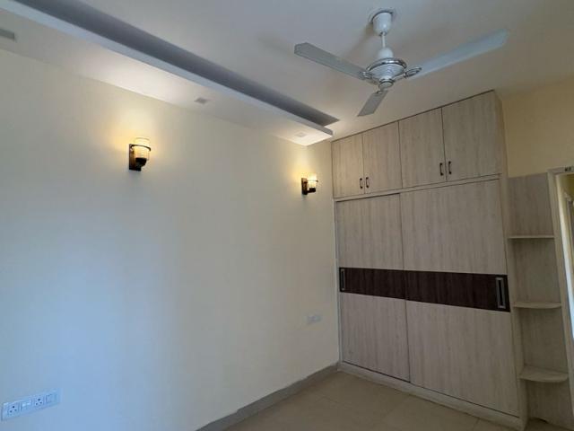 Rental | 3 BHK + 1395 Sq.Ft. Apartment in Emaar Emerald Estate