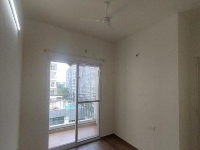 Rental | 3 BHK 1398 Sq.Ft. Apartment in Godrej Avenues