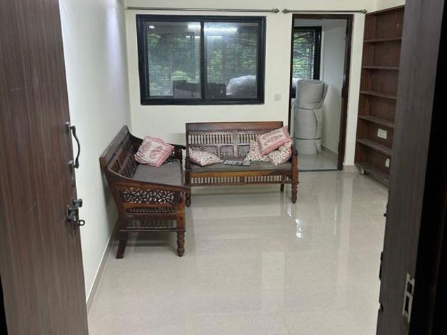 Rental | 3 BHK 1300 Sq.Ft. Apartment in CGEWHO Kendriya Vihar