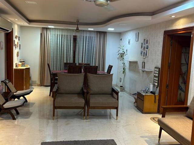 Rental | 3 BHK 1300 Sq.Ft. Apartment in Andheri West