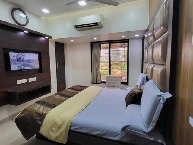 Rental | 3 BHK 1300 Sq.Ft. Apartment in Andheri West