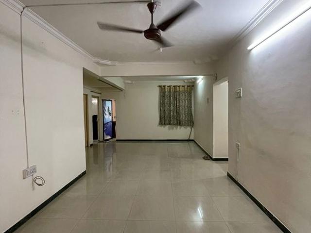 Rental | 3 BHK 1300 Sq.Ft. Apartment in Bhujbal Township