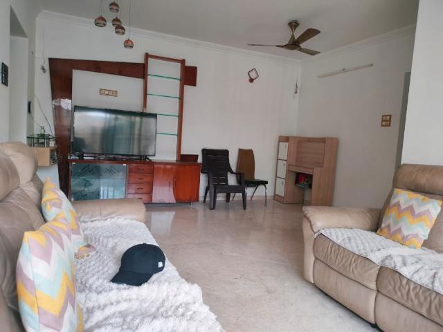 Rental | 3 BHK 1300 Sq.Ft. Apartment in Dheeraj Valley