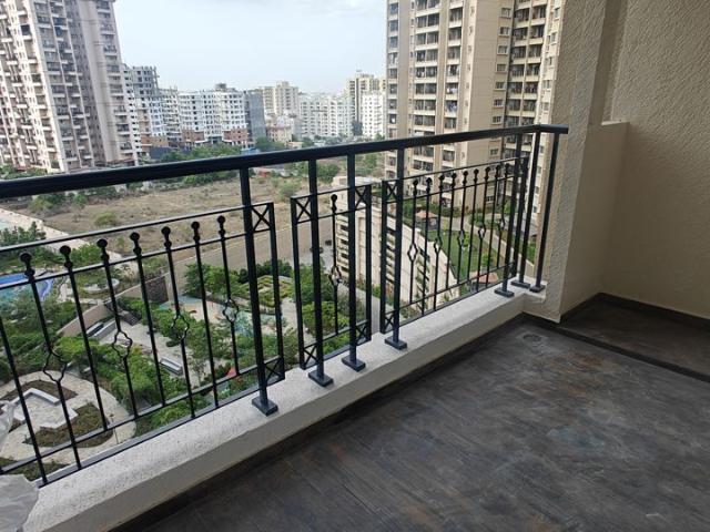 Rental | 3 BHK 1300 Sq.Ft. Apartment in K Raheja Reserve