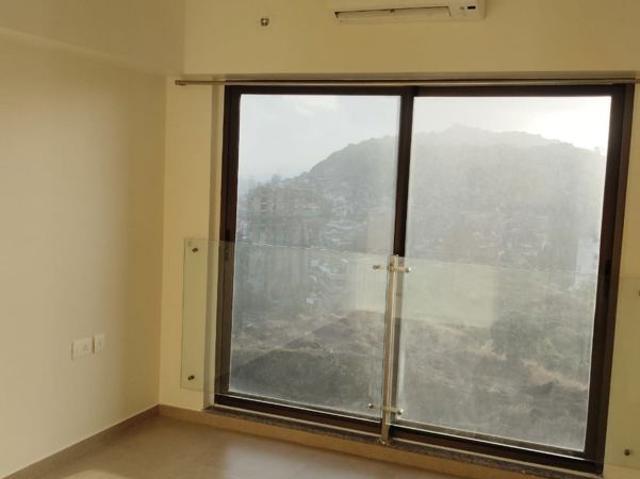 Rental | 3 BHK 1300 Sq.Ft. Apartment in Kanakia Silicon Valley