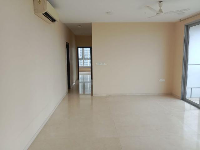 Rental | 3 BHK + 1300 Sq.Ft. Apartment in Oberoi Exquisite Goregaon