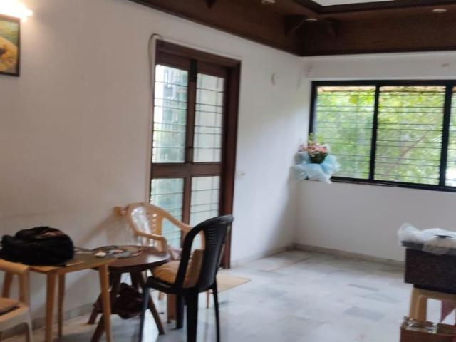 Rental | 3 BHK + 1300 Sq.Ft. Apartment in Madhav Residency