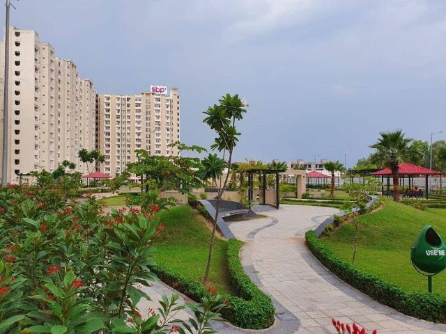 Rental | 3 BHK 1300 Sq.Ft. Apartment in SBP Housing Park