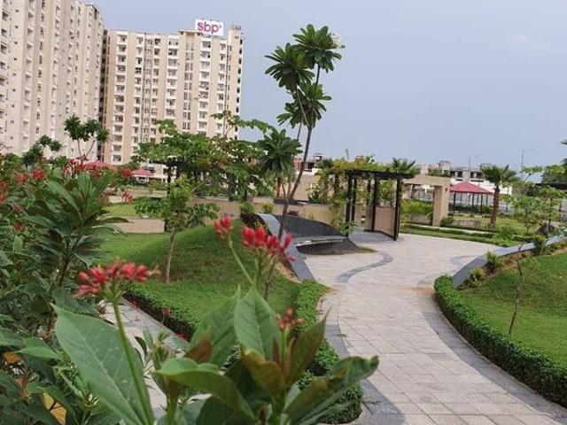 Rental | 3 BHK 1300 Sq.Ft. Apartment in SBP Housing Park