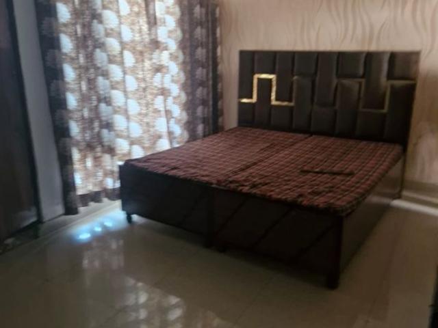 Rental | 3 BHK 1300 Sq.Ft. Apartment in SBP Housing Park