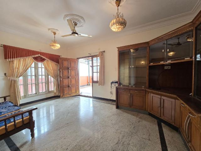 Rental | 3 BHK 1300 Sq.Ft. Apartment in Scion Enclave