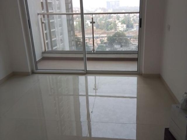 Rental | 3 BHK 1300 Sq.Ft. Apartment in Runwal The Central Park