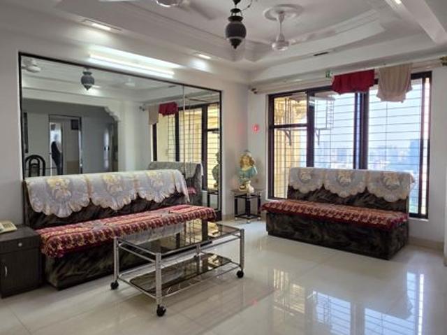 Rental | 3 BHK 1300 Sq.Ft. Apartment in Veera Desai Road