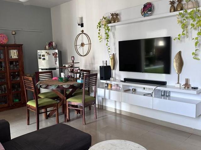 Rental | 3 BHK + 1310 Sq.Ft. Apartment in Emaar Emerald Estate
