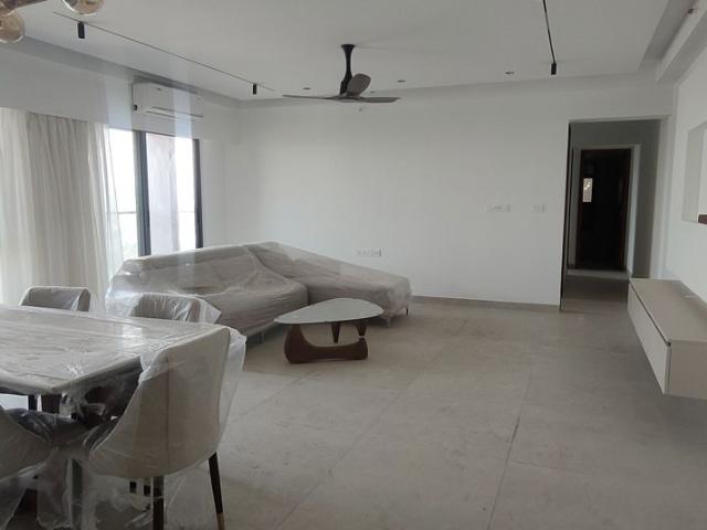 Rental | 3 BHK 1329 Sq.Ft. Apartment in Adani Atelier Greens