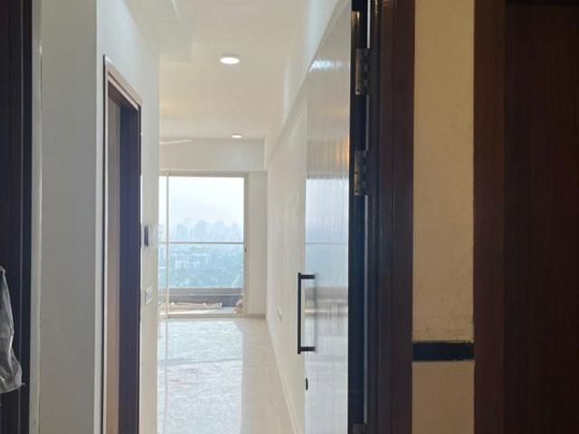 Rental | 3 BHK 1329 Sq.Ft. Apartment in Kalpataru Elitus