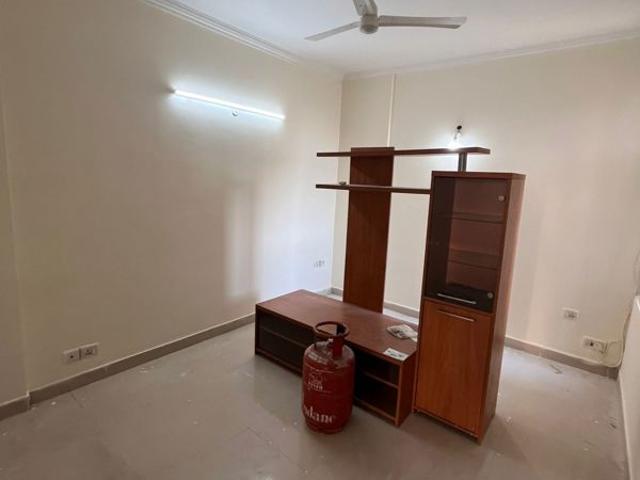 Rental | 3 BHK 1334 Sq.Ft. Apartment in Ansal Sushant Estate
