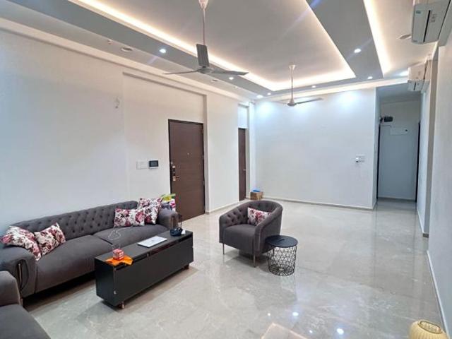 Rental | 3 BHK 1335 Sq.Ft. Apartment in Dadar West
