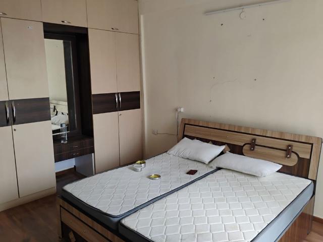 Rental | 3 BHK 1440 Sq.Ft. Apartment in Signature Global Park