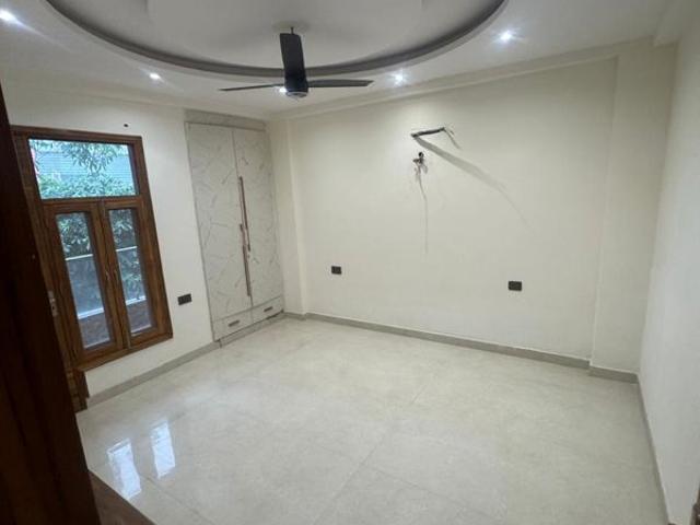 Rental | 3 BHK 1446 Sq.Ft. Apartment in Piyush Heights
