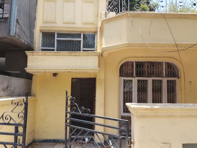 Rental | 3 BHK + 1450 Sq.Ft. Villa in Sushant Lok I