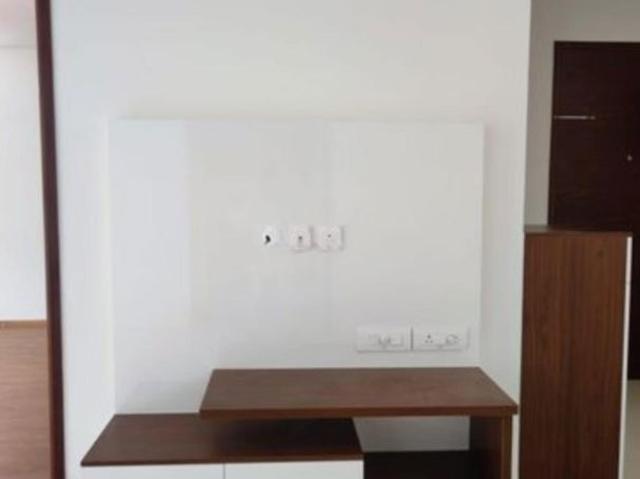 Rental | 3 BHK 1450 Sq.Ft. Apartment in Godrej Avenues