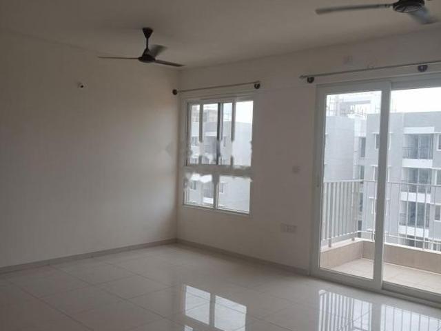 Rental | 3 BHK 1450 Sq.Ft. Apartment in Godrej Aqua