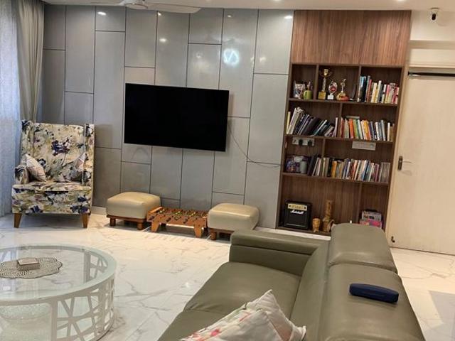 Rental | 3 BHK 1450 Sq.Ft. Apartment in DLF The Wellington Estate