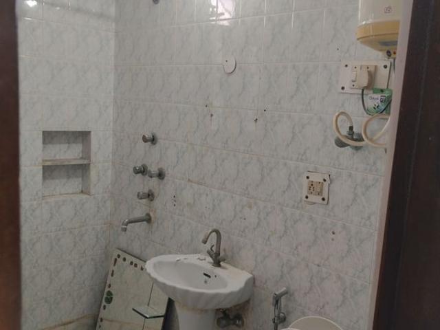 Rental | 3 BHK 1450 Sq.Ft. Apartment in Sector 21C