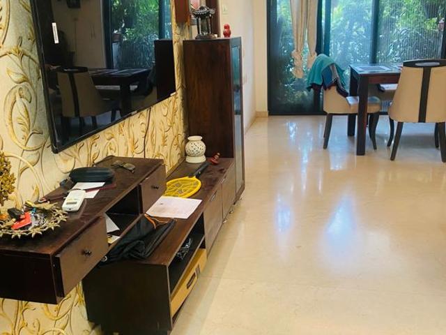 Rental | 3 BHK 1450 Sq.Ft. Apartment in Shapoorji Pallonji Vicinia