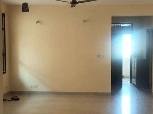 Rental | 3 BHK 1450 Sq.Ft. Apartment in SRS Royal Hills