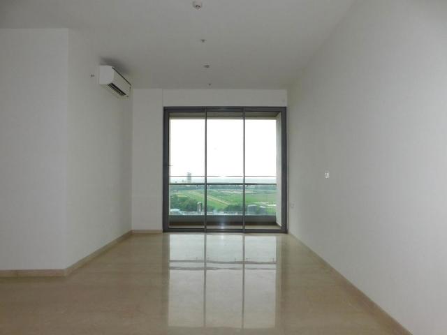 Rental | 3 BHK + 1450 Sq.Ft. Apartment in Piramal Mahalaxmi