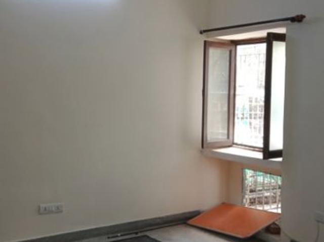 Rental | 3 BHK 1450 Sq.Ft. Apartment in Vasant Kunj