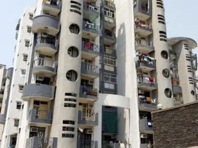 Rental | 3 BHK 1475 Sq.Ft. Apartment in Omaxe Heights