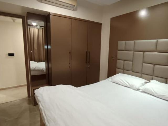 Rental | 3 BHK + 1493 Sq.Ft. Apartment in Lodha Fiorenza