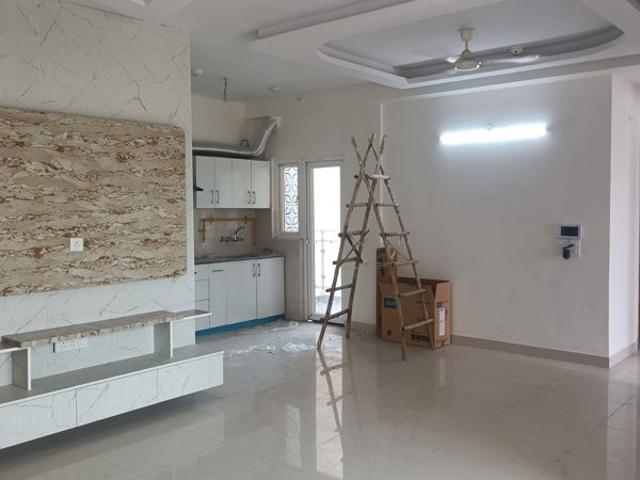 Rental | 3 BHK 1495 Sq.Ft. Apartment in Samridhi Luxuriya Avenue