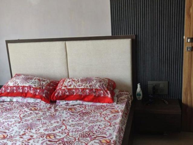 Rental | 3 BHK + 1403 Sq.Ft. Apartment in Imperial Heights Goregaon West