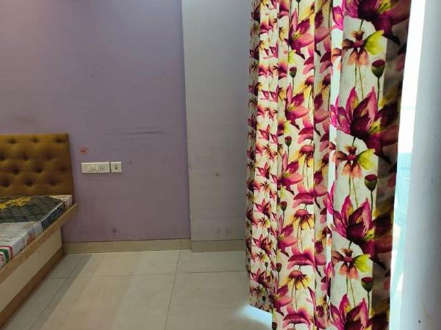 Rental | 3 BHK 1400 Sq.Ft. Apartment in Nisarg Akash