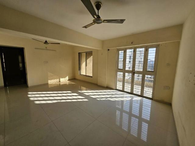 Rental | 3 BHK 1400 Sq.Ft. Apartment in Pimple Saudagar