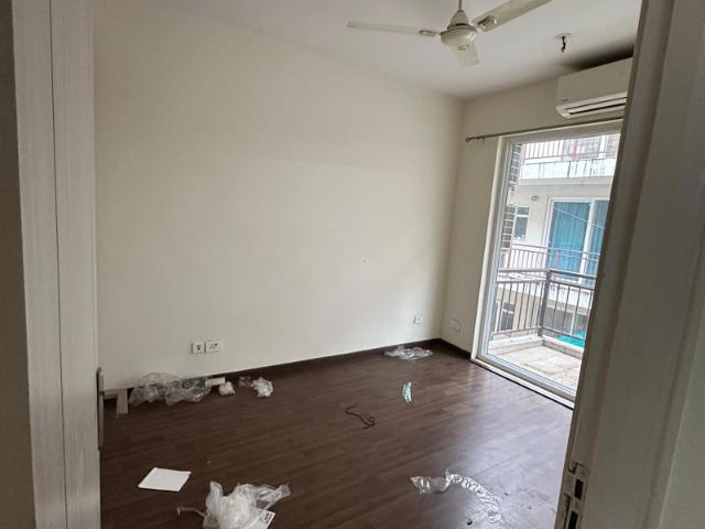 Rental | 3 BHK 1405 Sq.Ft. Apartment in BPTP Astaire Gardens