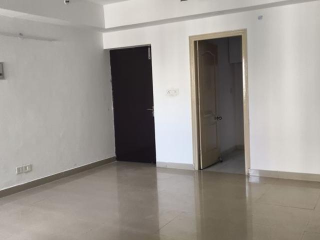 Rental | 3 BHK 1410 Sq.Ft. Apartment in Paras Tierea