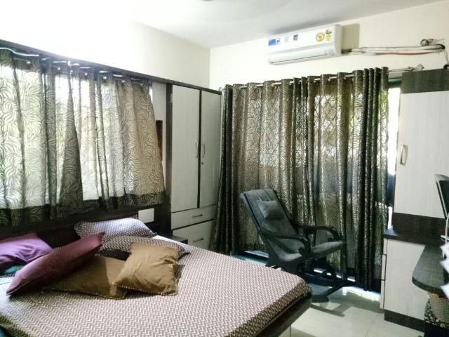 Rental | 3 BHK 1425 Sq.Ft. Apartment in Kothrud