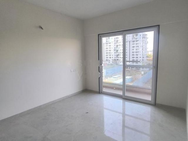 Rental | 3 BHK 1430 Sq.Ft. Apartment in Kohinoor Shangrila