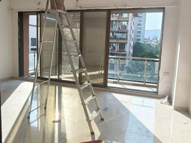 Rental | 3 BHK + 1550 Sq.Ft. Apartment in Ishwar Om Siddhivinayak Apartment