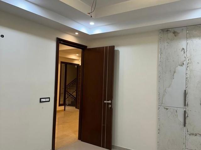Rental | 3 BHK 1550 Sq.Ft. Apartment in Lotus Panache