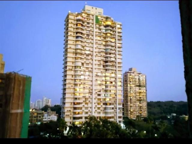 Rental | 3 BHK 1550 Sq.Ft. Apartment in Monolith