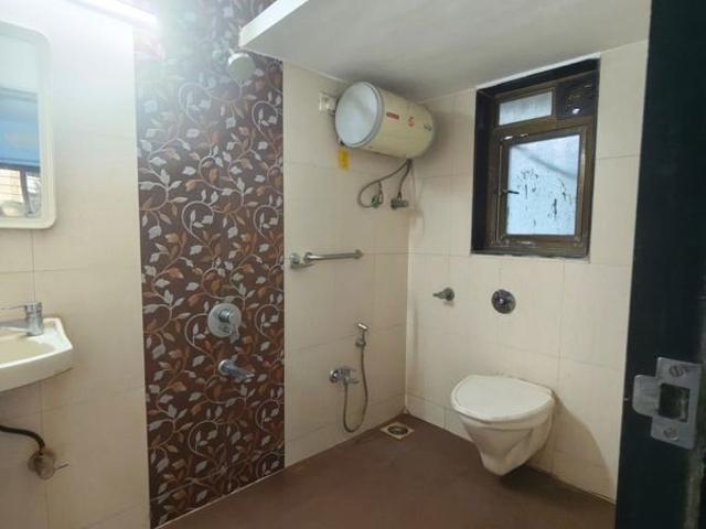 Rental | 3 BHK 1550 Sq.Ft. Apartment in Nellai Heights