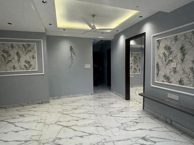 Rental | 3 BHK 1550 Sq.Ft. Apartment in Saket