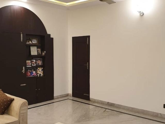 Rental | 3 BHK + 1555 Sq.Ft. Independent House in Sector 7