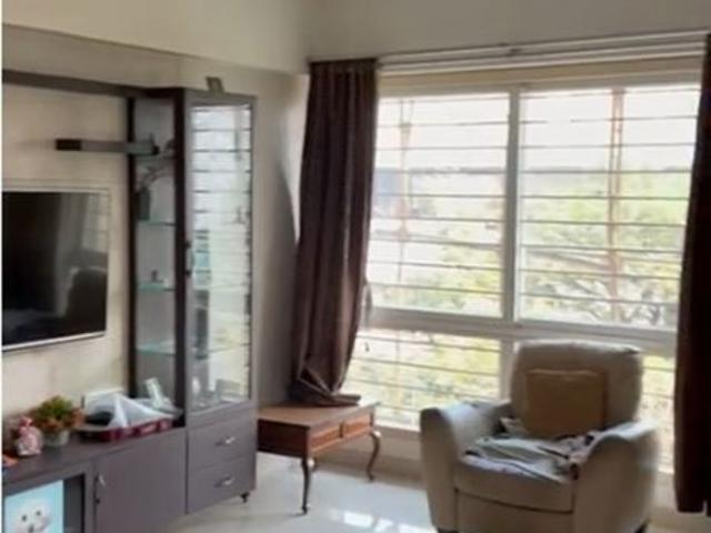 Rental | 3 BHK 1560 Sq.Ft. Apartment in Savitha Apartment